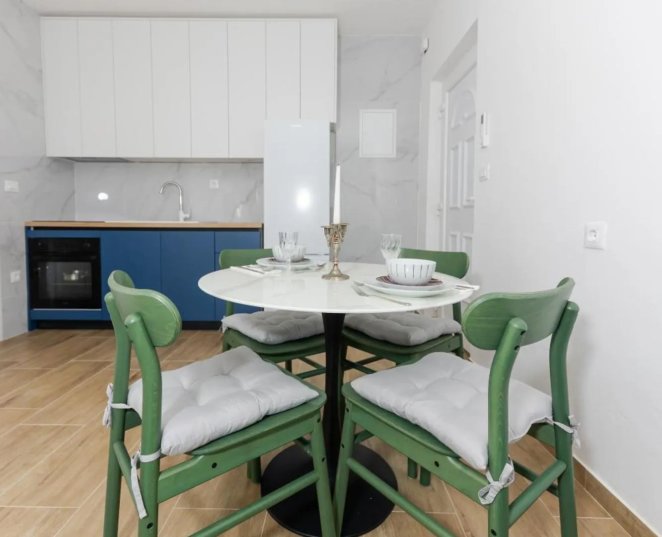 ספליט House Niko T With 6 Apartments 0*,