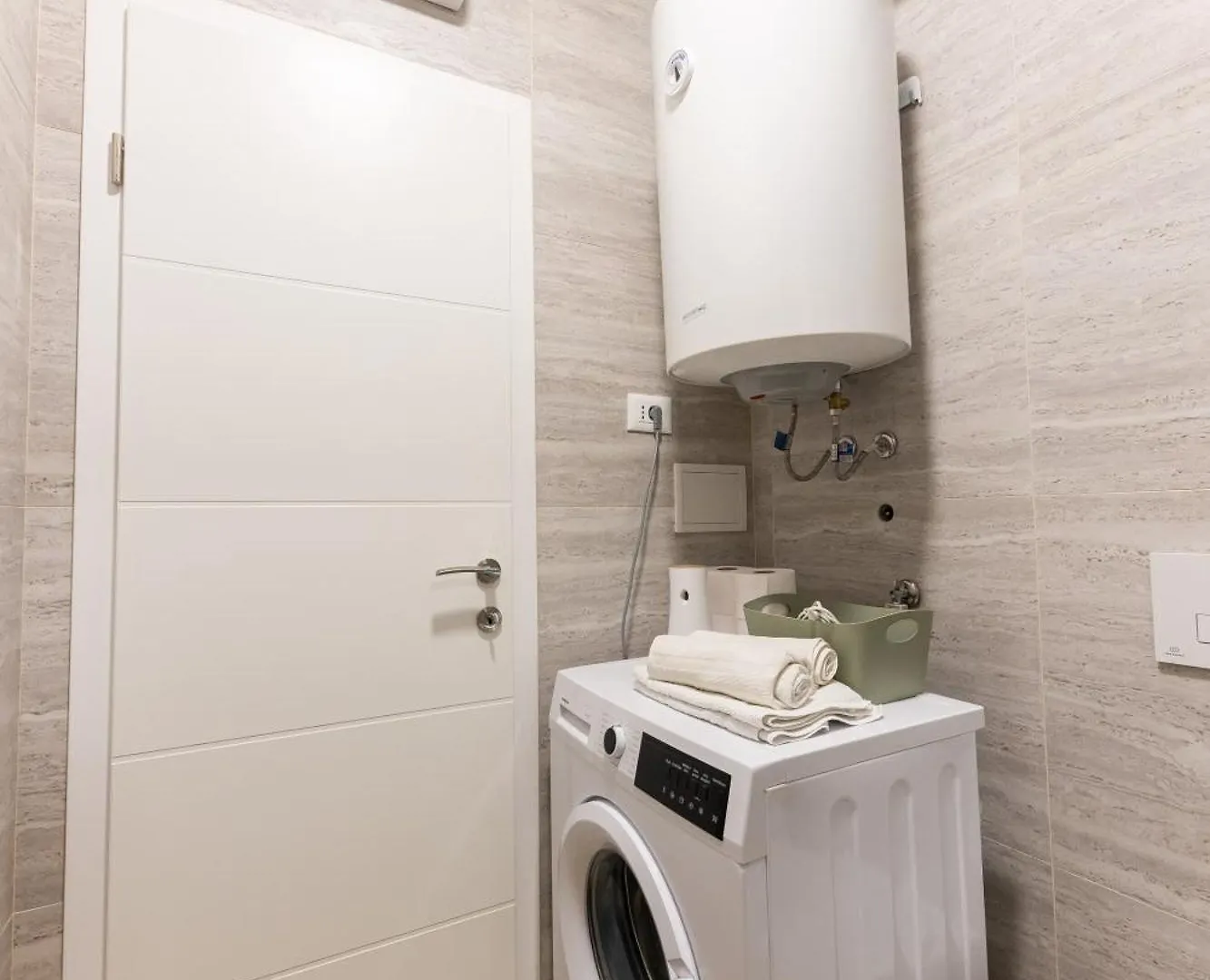 House Niko T With 6 Apartments Σπλιτ Κροατία